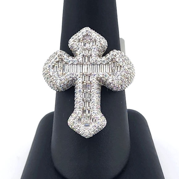 Man's Cross Ring With Bugget Cubic Zirconia Sterling Silver 925 - Picture 1 of 11